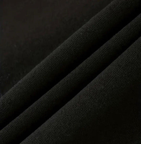 Negro con Cierre