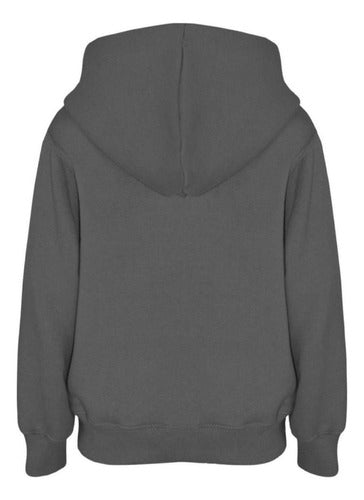 Gris oscuro