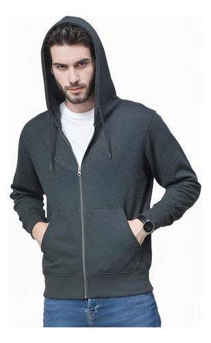 Gris oscuro